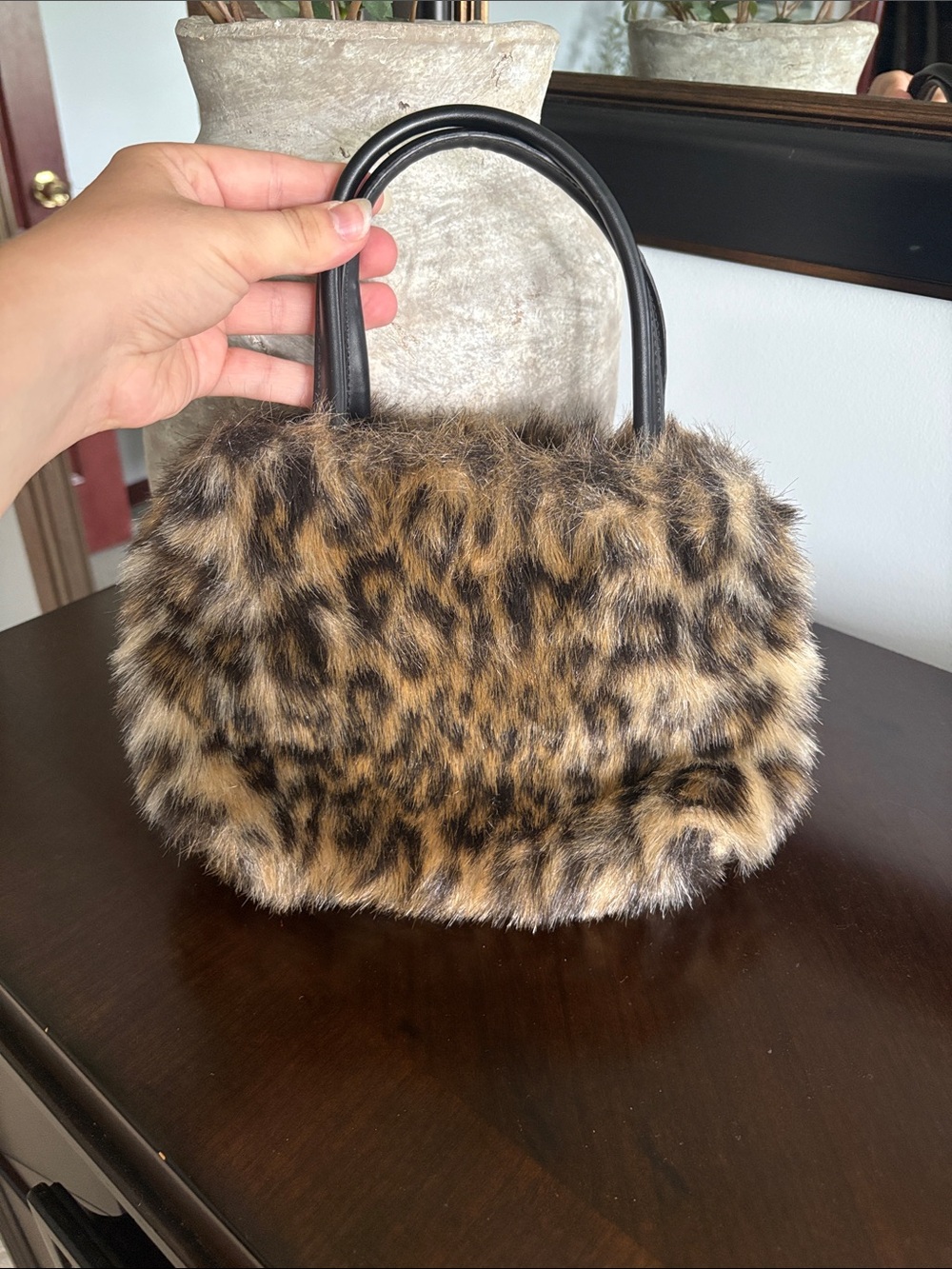 Y2K Faux Fur Purse Hand BagQ&A 2000s